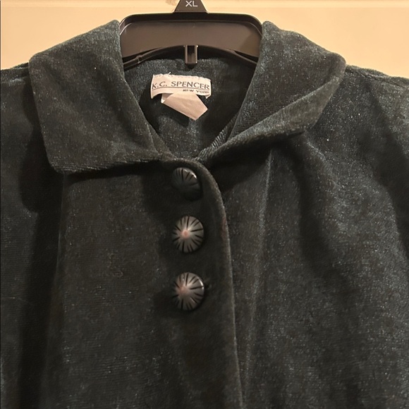 Elegant Dark Green Cropped Blazer - Picture 3 of 9